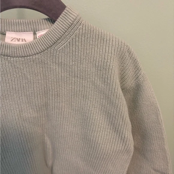 Zara Ribbed Sweater - Picture 2 of 6